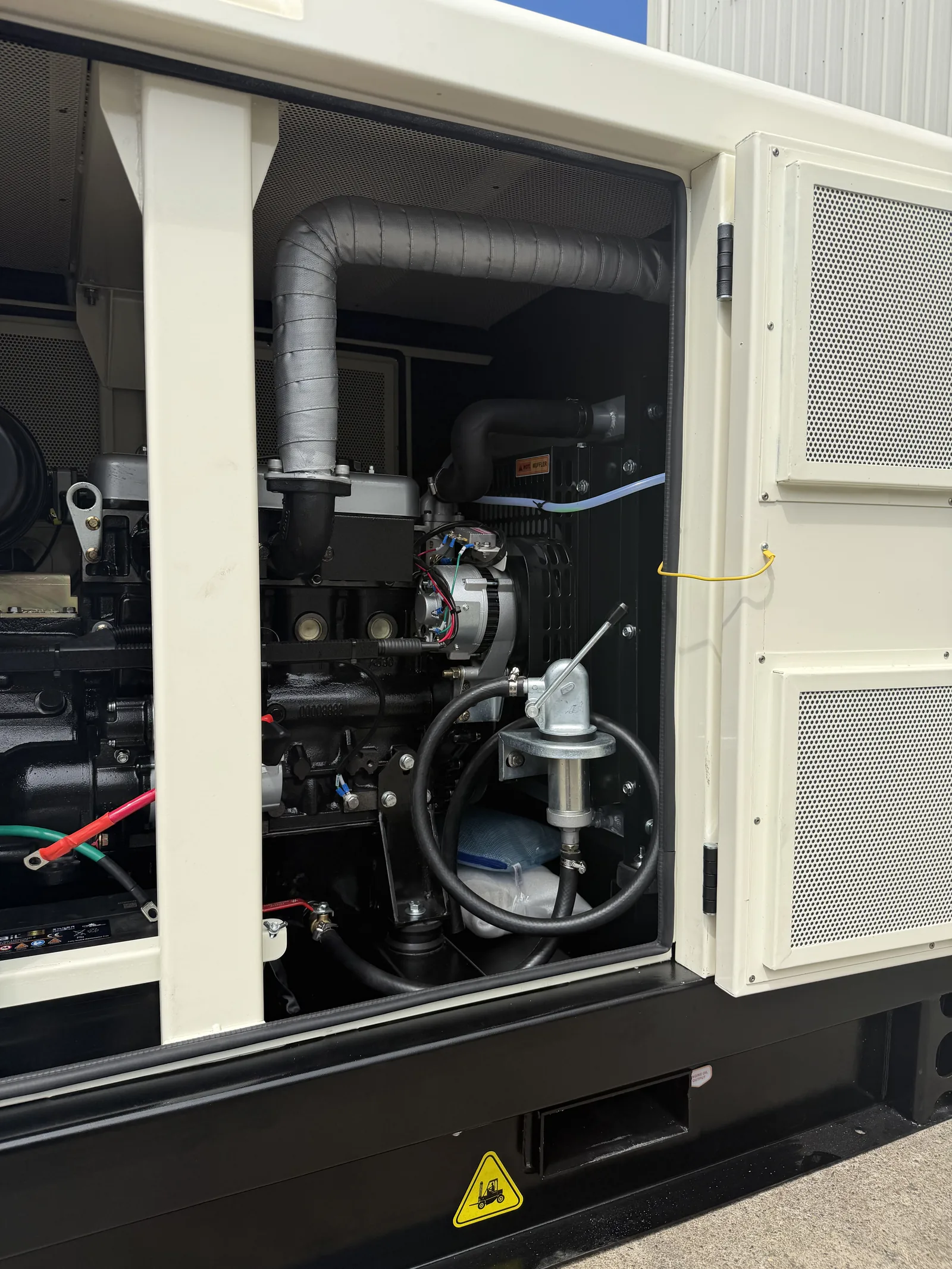 Yangdong 20 kVA Super Silent Generator - 7